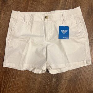 NEW Columbia Women’s PFG Bonehead Stretch Shorts, White, Size 10
